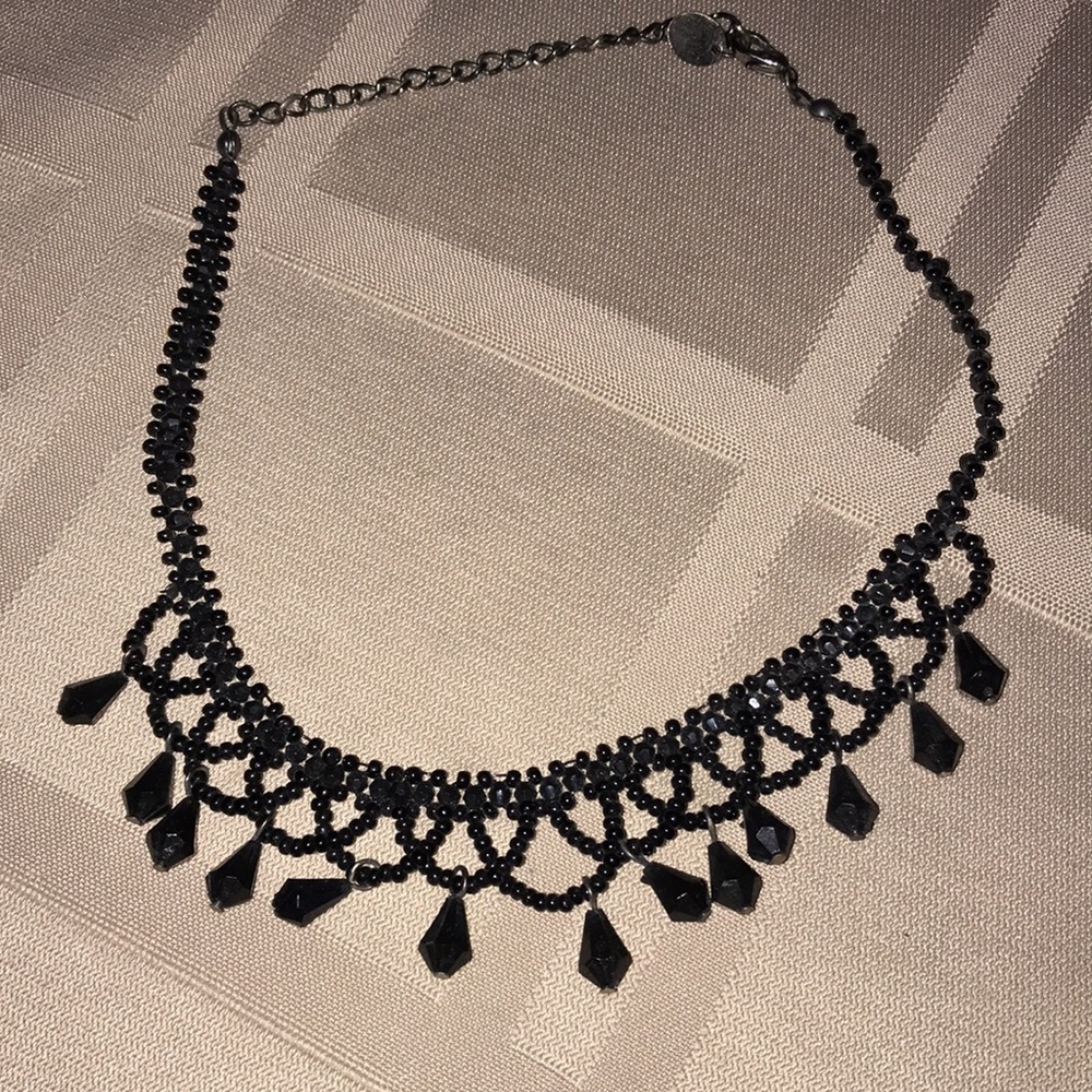 Hand Beaded Necklace with Looping Pattern